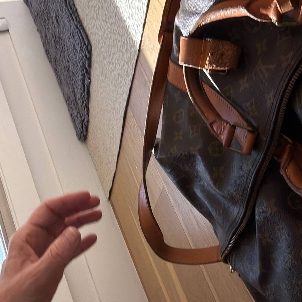 Louis Vuitton Monogram Brown Travel Bag - Picture 3 of 3